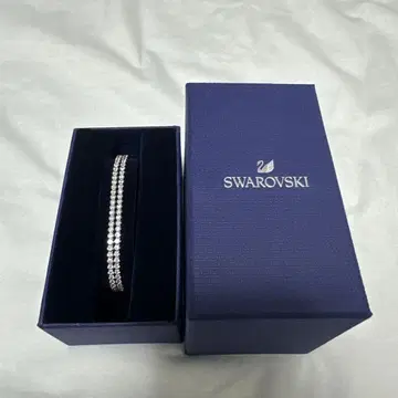 SWAROVSKI 크리스탈 팔찌