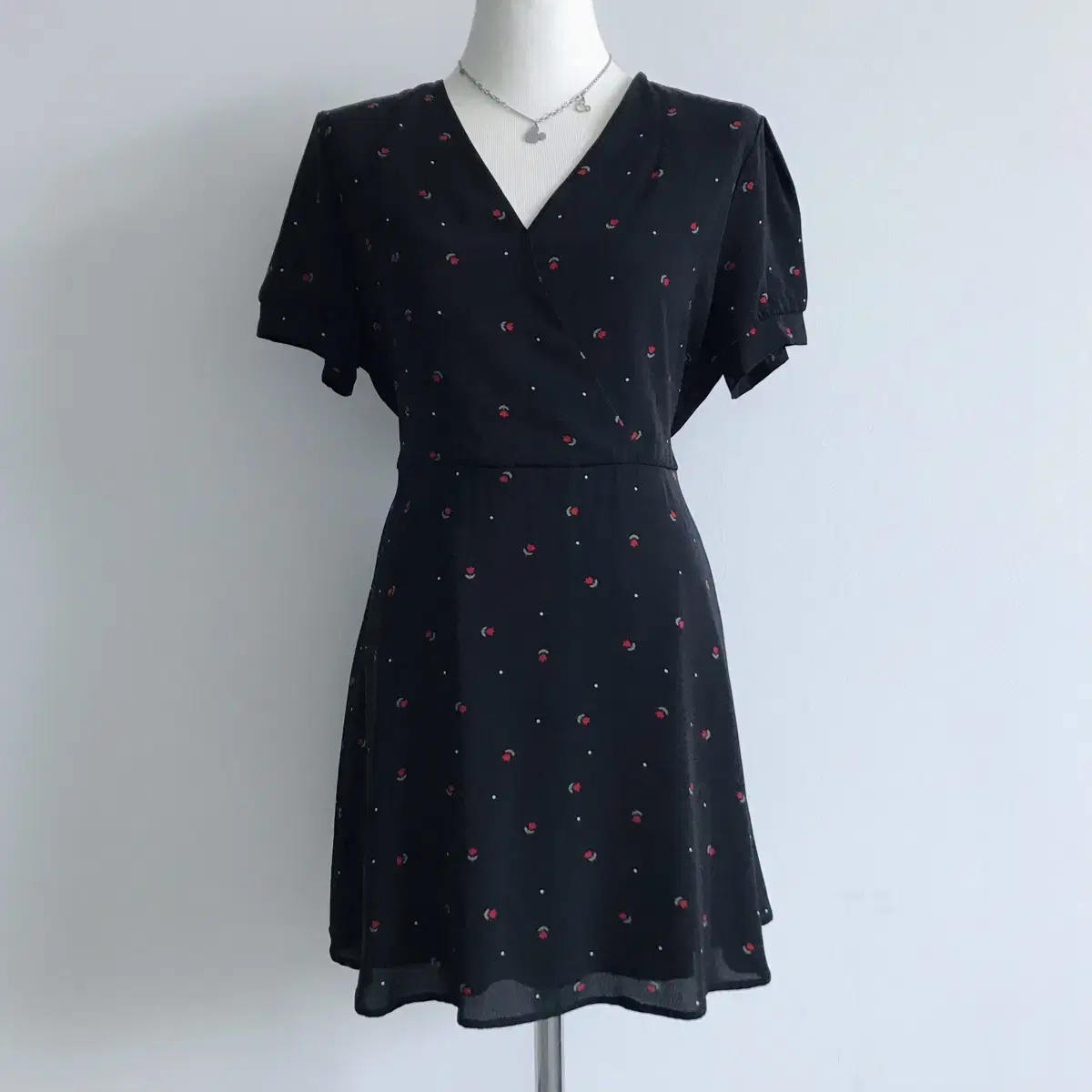 black mini one piece on Bunjang Global Site.
