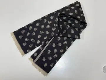알렉산더 맥퀸 스컬 패턴 머플러