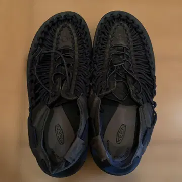 KEEN 뜨개질 디자인 블랙 샌들