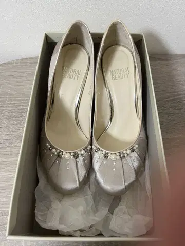 내추럴 뷰티 베이직 포멀 펌프스