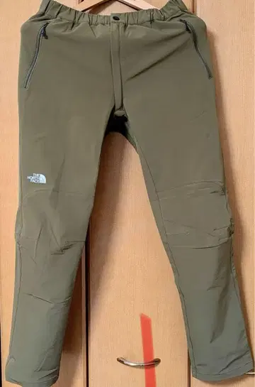 새상품급 노스페이스 ALPINE LIGHT PANT 남성용 M