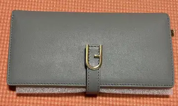 FURLA 그레이 장지갑 수납 가방 포함