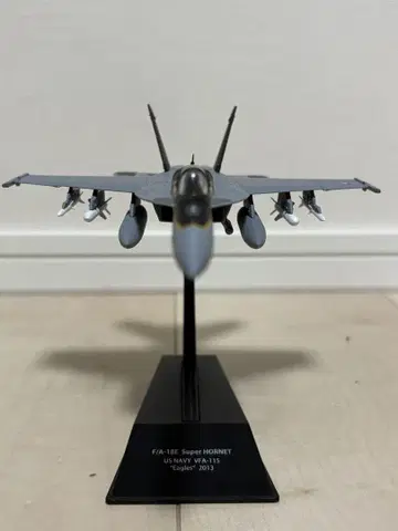 에어 파이터 F/A-18E Super Hornet 1/100 스탠드 포함