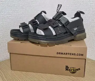 Dr. Martens 그레이 컴포트 샌들 23.0
