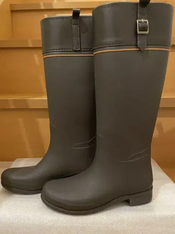베네통 레인부츠 다크 브라운 24cm
