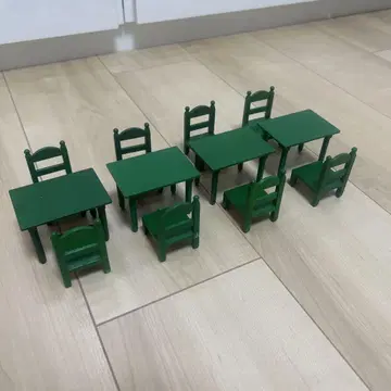 실바니안 패밀리 그린 가구 사각 테이블 세트