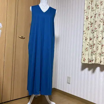 23구 파랑 V넥 슬리브리스 롱 원피스 48