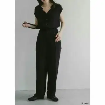 willfully 키 넥 프렌치 슬리브 셋업 블랙 블랙 서스펜더