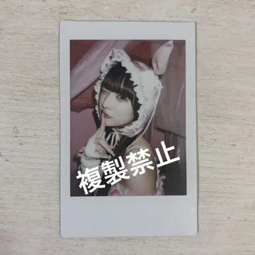 치바 유나 라루무 산리오 폴라로이드