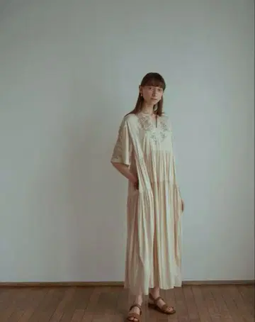 clane 자수 원피스 size 1