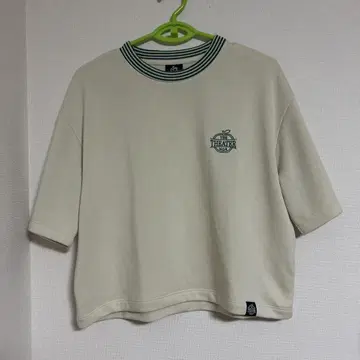미세스 그린 애플 GU 콜라보 화이트