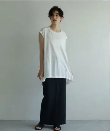etre tokyo 백 드레이프 슬라브 컷 탑 화이트