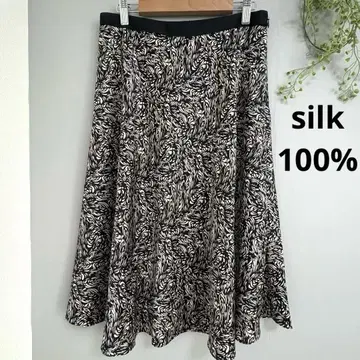바나나리퍼블릭 실크 100% 플레어 스커트 올 패턴 L 블랙