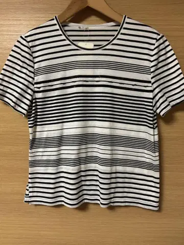 레리안 코튼 티셔츠
