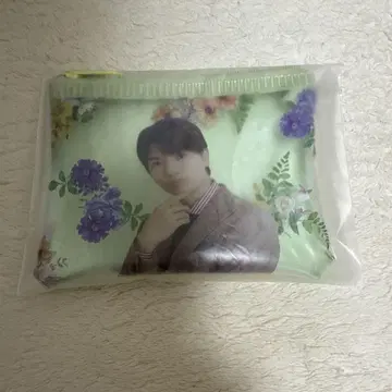 타카치 유고 파우치