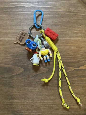자라자라 키링 토이스토리