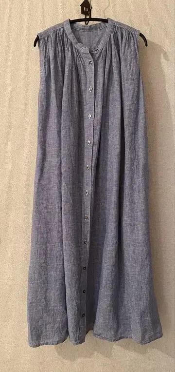 nest Robe 린넨 깅엄 슬리브리스 드레스