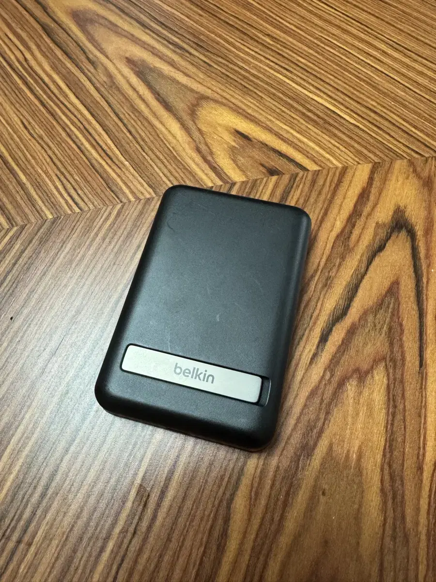 BPD004bt Belkin 5000 MagSafe Power Bank
