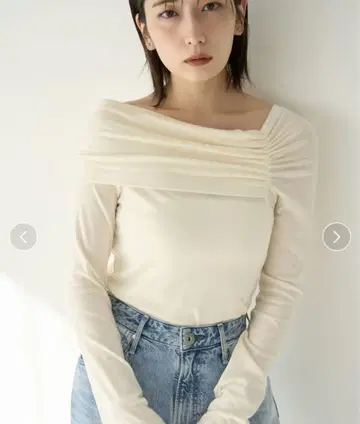 FRAY ID 오프숄더 상의 2way 아지메 오프숄더 플라이 티셔츠