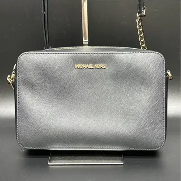 MICHEALKORS 마이클코어스 숄더백 사선 가방 블랙