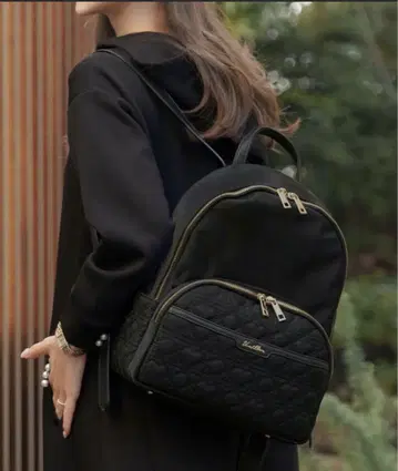 블랙 퀼팅 백팩