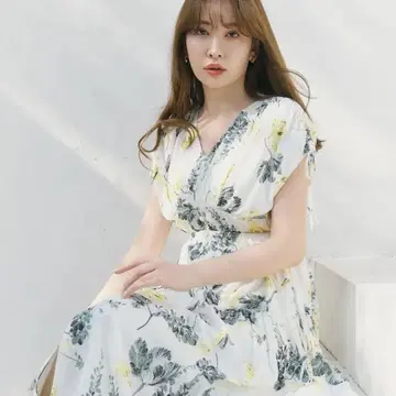 헤르립토 / 사랑으로 가득 찬 긴 드레스
