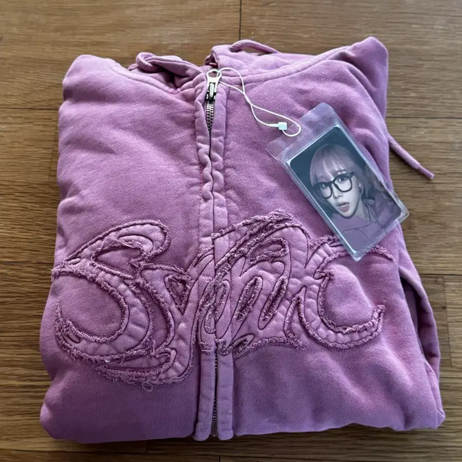 aespa ピンクフーディー　ジゼルトレカ付き PINK HOODIE ZIP-UP SET | SMTOWN OFFICIAL ONLINE STORE