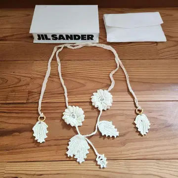 상자 포함 질 샌더 JIL SANDER 목걸이 참 스카프