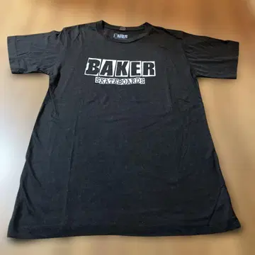 초레어 BAKER 스케이트보드 티셔츠 S 블랙