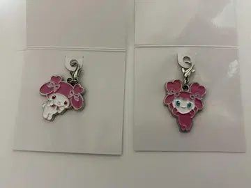 TWICE 산리오 콜라보 허벅지 모브리 마이멜로디 참 2개 세트
