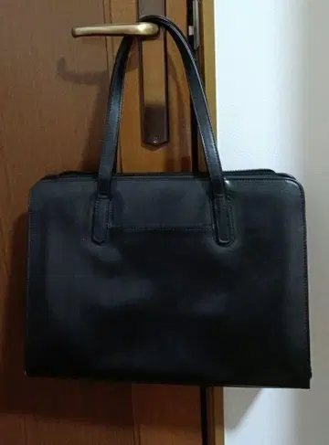 취업 블랙 가죽 토트백