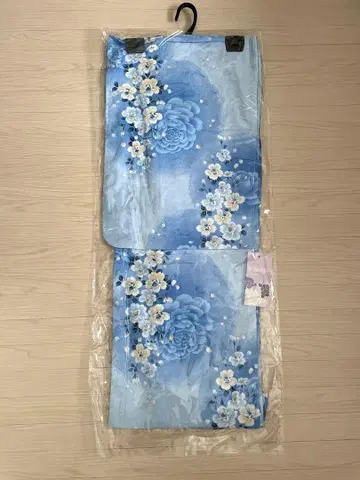 파란색 꽃무늬 유카타