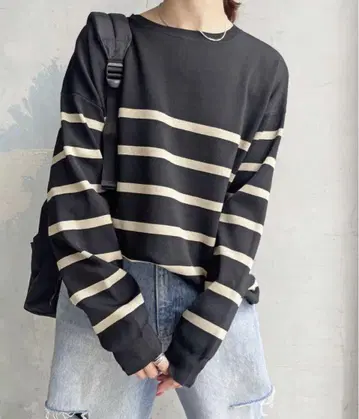 Spick & Span 워셔블 루즈 크루넥 풀오버