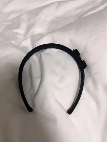 페라가모 머리띠