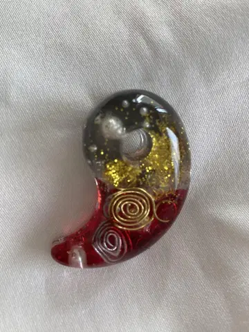 음양 통합 오르가나이트 곡옥 (미키 모티브)