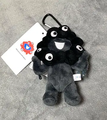 미야쿠미야쿠 봉제 인형 엑스포 회장에서 한정판 블랙 마스코트