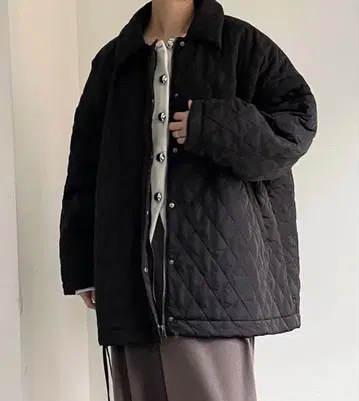 omekashi 오메카시 퀼팅 텐트 코트 블랙