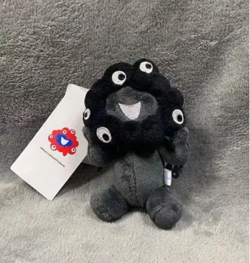 미야쿠미야쿠 봉제 인형 엑스포 회장에서 한정판 블랙 마스코트