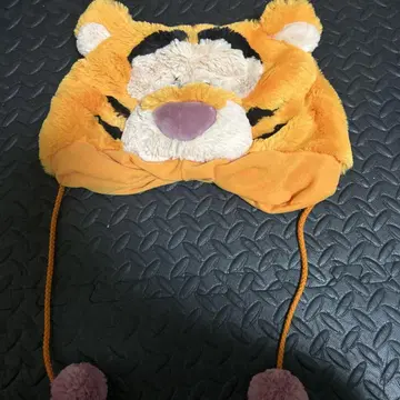 호랑이 얼굴 플리스 모자