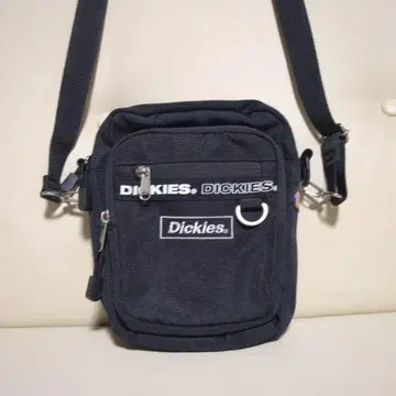 디키즈 블랙 숄더백 약 23cm x 18cm