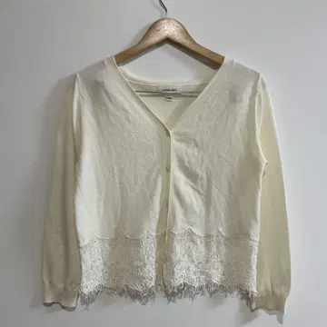 질스튜어트 JILLSTUART 밑단 레이스 얇은 소재 가디건