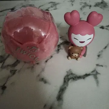 TWICE 허벅지 가챠 반지