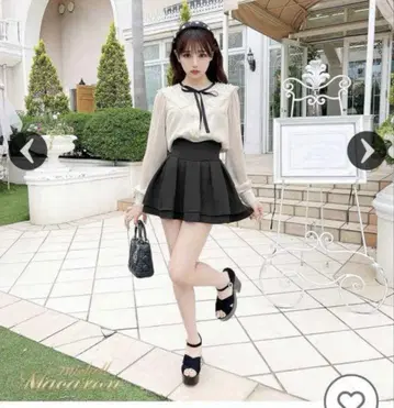 레이스 칼라 블라우스