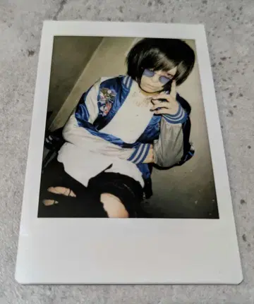 R 지정 마모 폴라로이드