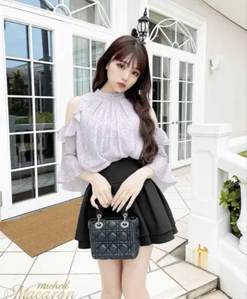 프릴 슬리브 꽃무늬 블라우스