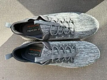 Skechers 그레이 스니커즈 27cm