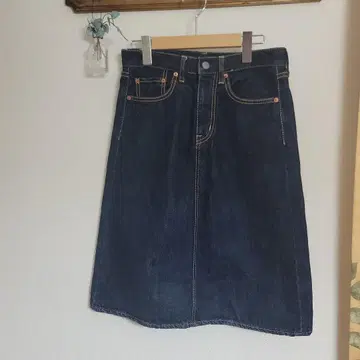 옴니 갓 데님 스커트