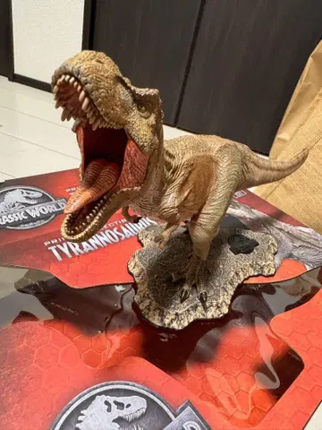 수량 한정 쥬라기 월드 불의 왕국 T-REX 프라임 1 스튜디오