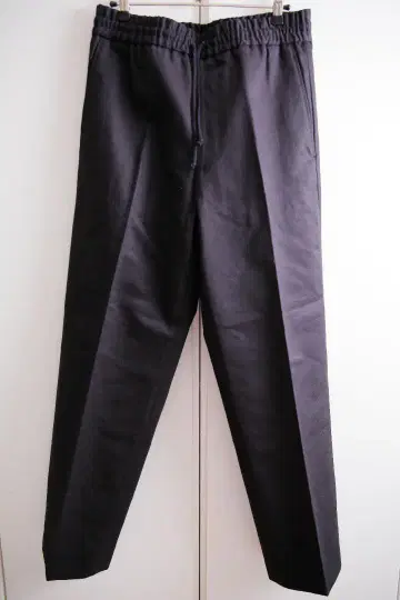 드리스반노튼 블랙 팬츠 46